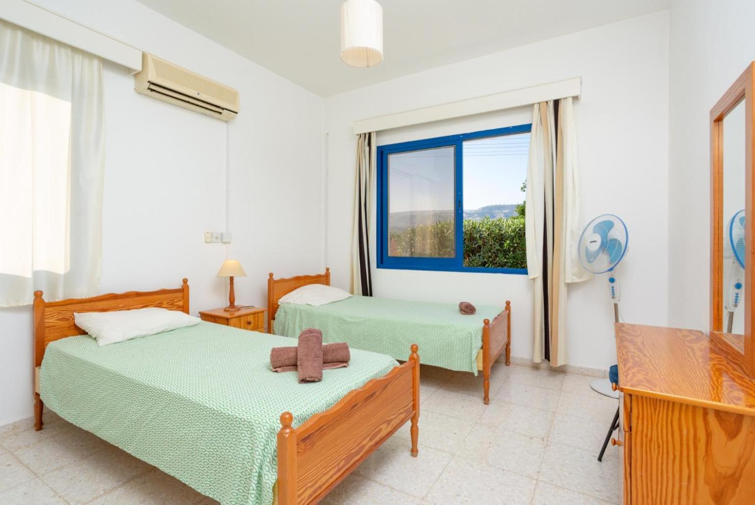 Villa Charoula Pente Paphos 外观 照片